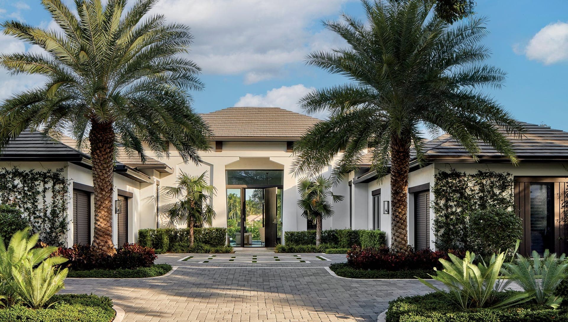 Pool cage rescreening and screen repair in DeBary, FL